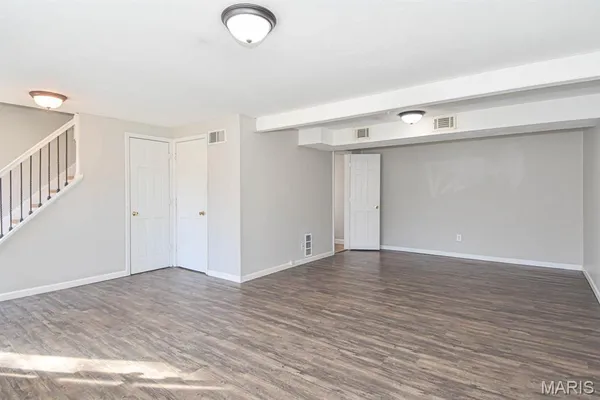 $2,100 | 803 Villette Court, Ballwin, MO 63011