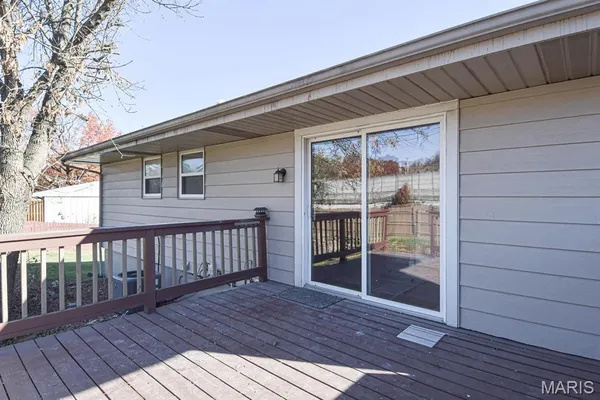 $2,100 | 803 Villette Court, Ballwin, MO 63011