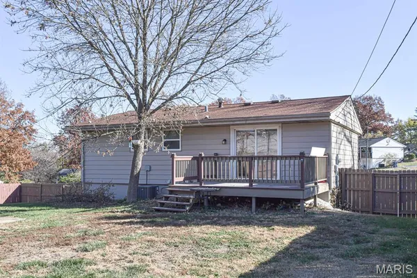 $2,100 | 803 Villette Court, Ballwin, MO 63011