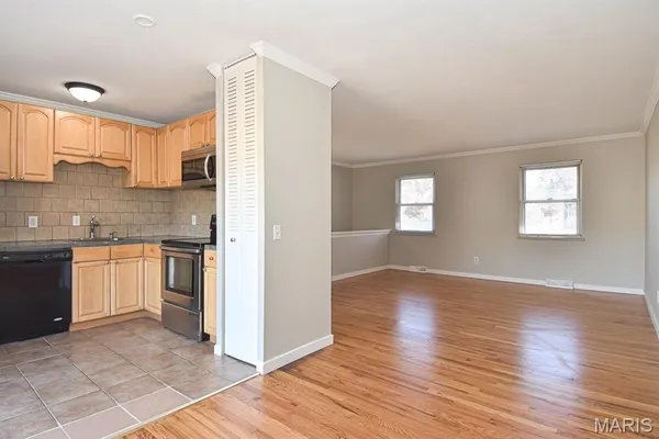 $2,100 | 803 Villette Court, Ballwin, MO 63011