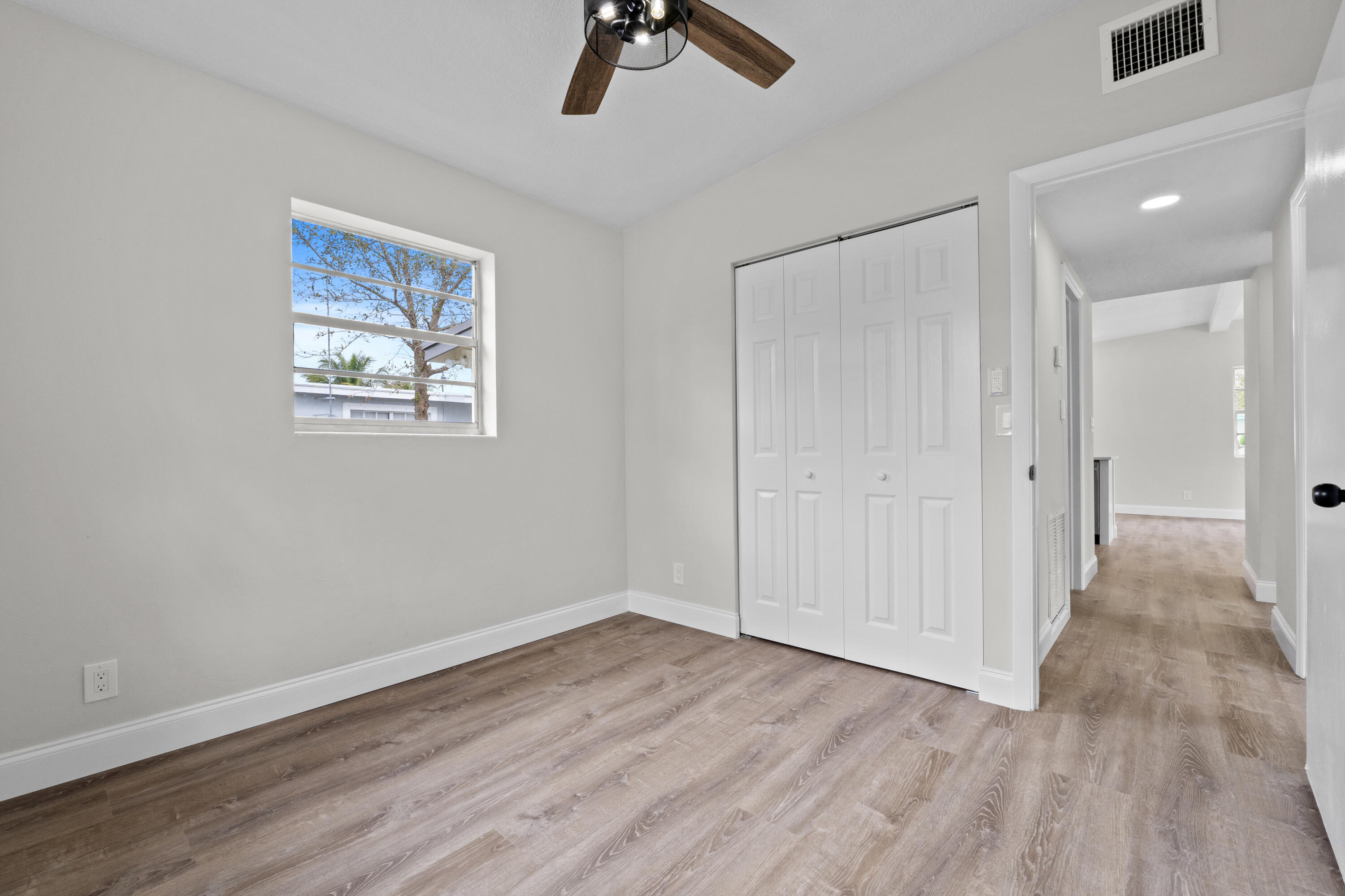 2415 Lewis Road West Palm Beach, FL 33415 - Photo 23 of 31 DSC03368