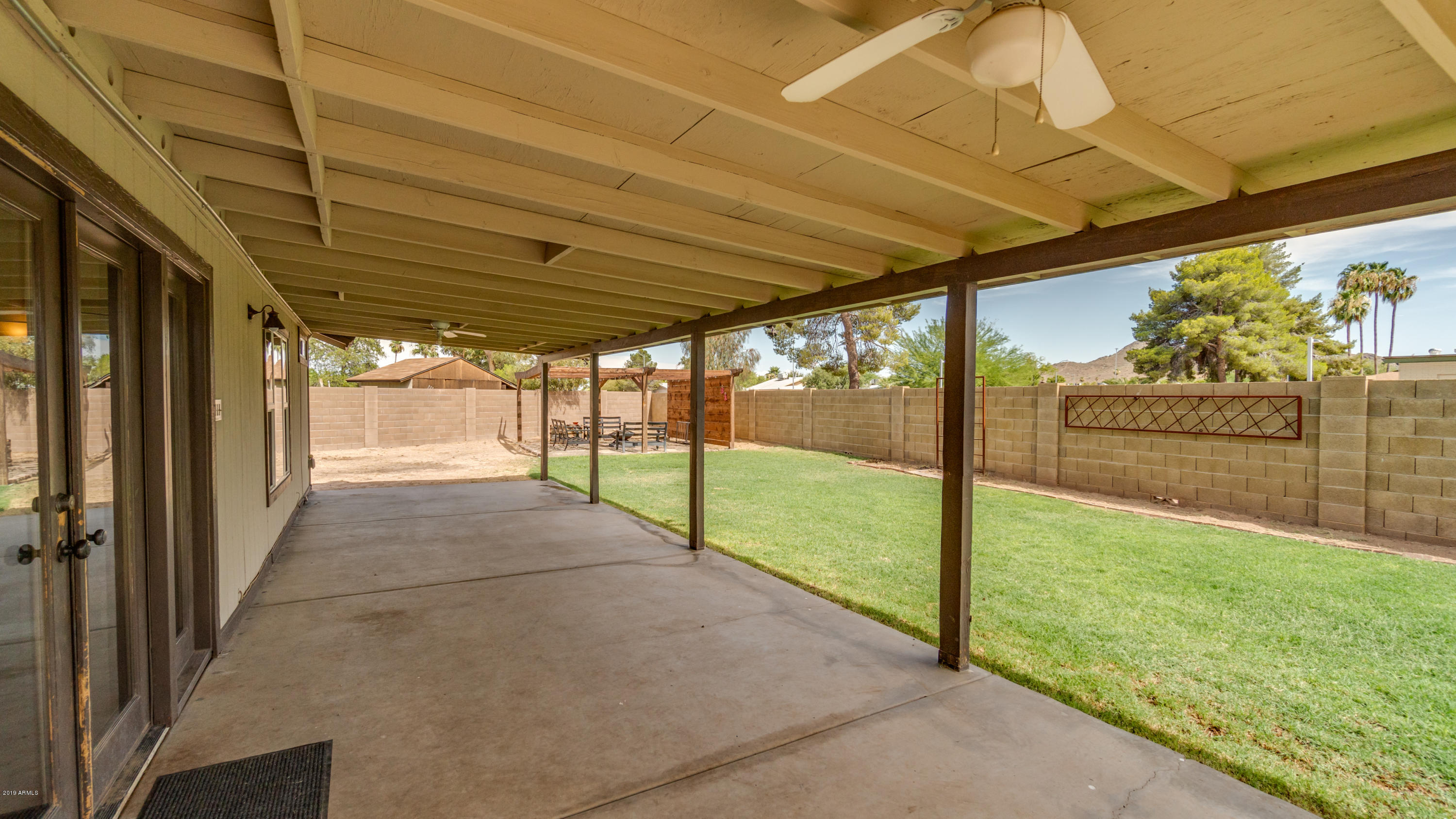 2247 East Kathleen Road Phoenix, AZ 85022 - Photo 24 of 33 2247 E. Kathleen Rd-28