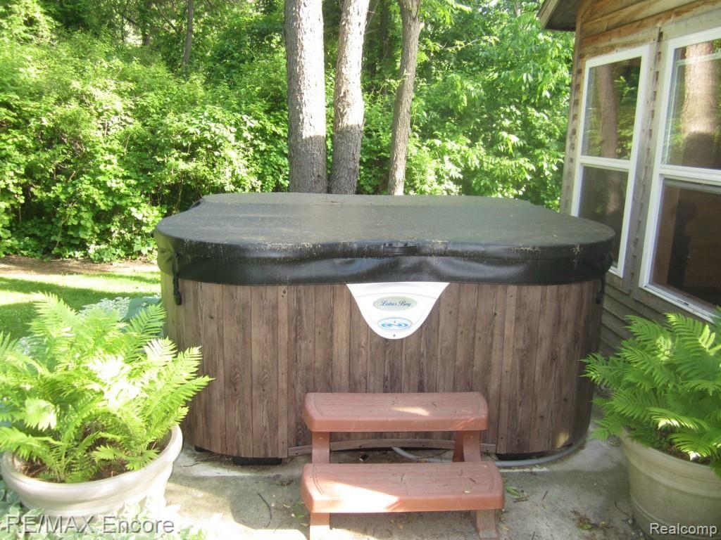 8950 Perry Lake Road Clarkston, MI 48348 - Photo 66 of 70 perry lake 052.jpg