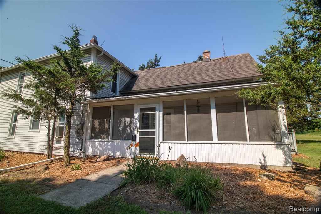 749 East Newburg Road Carleton, MI 48117 - Photo 14 of 43