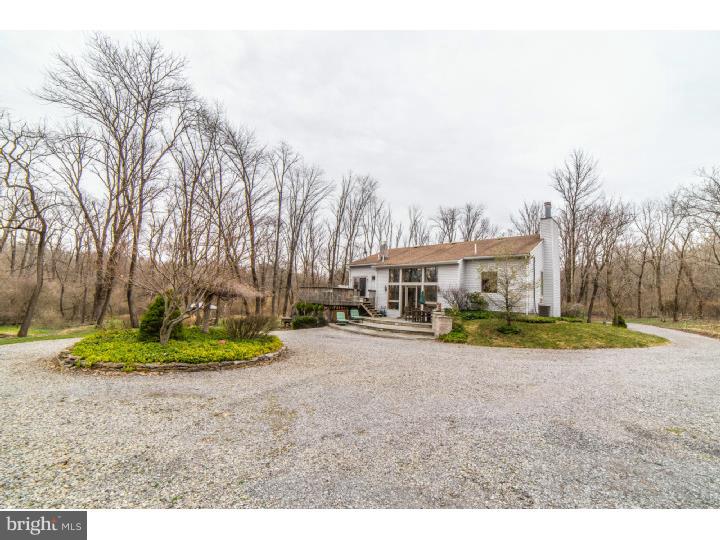 74 Chapel Road New Hope, PA 18938 - Photo 2 of 25