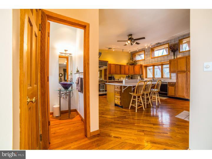 74 Chapel Road New Hope, PA 18938 - Photo 5 of 25