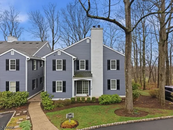 $355,000 | 36 Countryside Drive, Unit 36, Bernards, NJ 07920
