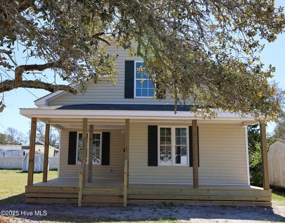 $2,200 | 2007 Fisher Street, Morehead City, NC 28557
