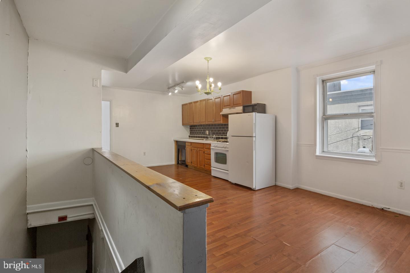 509 Reed Street Philadelphia, PA 19147 - Photo 8 of 19 Unit 3 living room