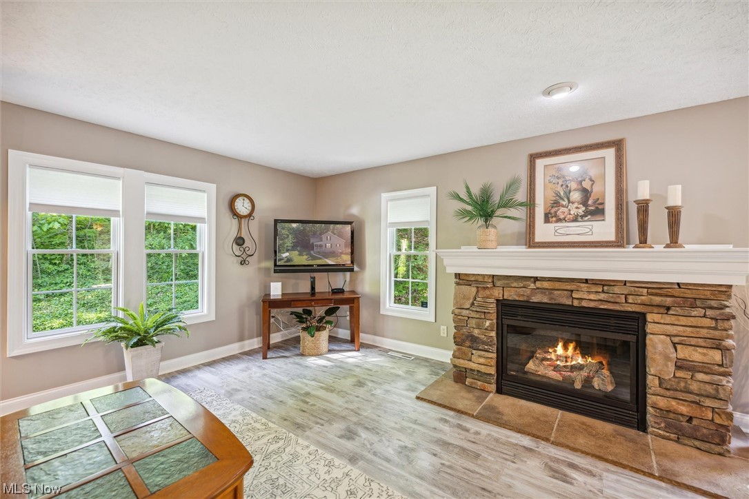 11563 Fay Road Painesville, OH 44077 - Photo 8 of 35 Gallery Image 8