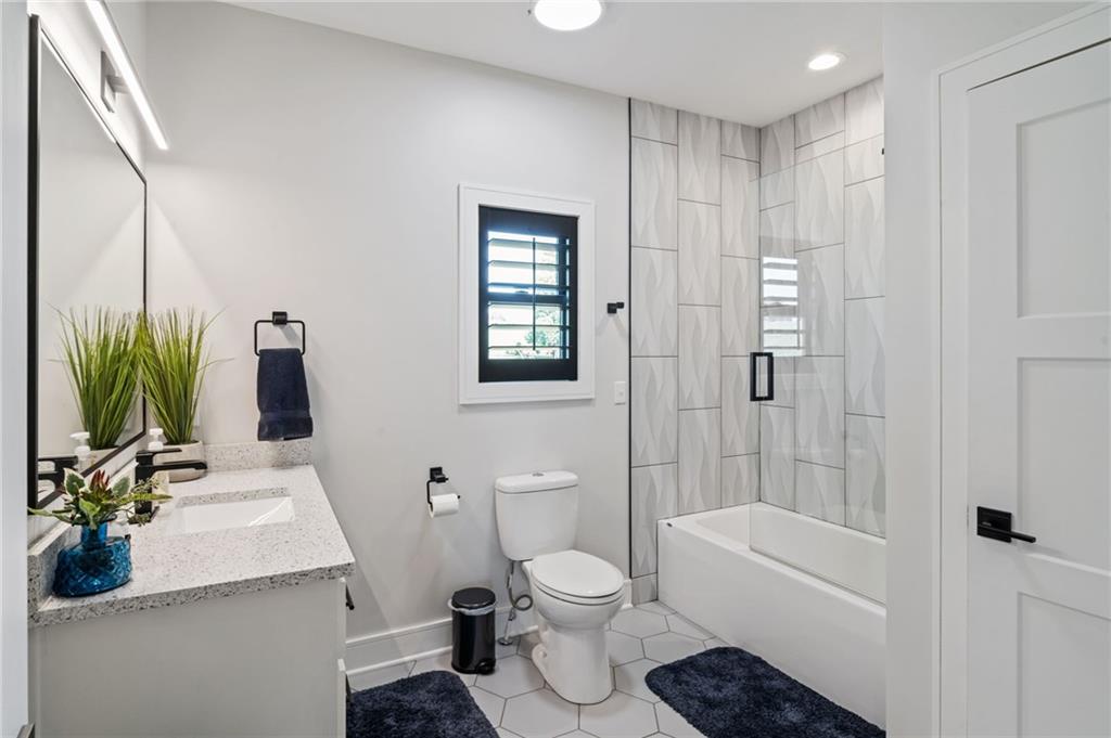 102 Angler Point Gallatin, MO 64640 - Photo 16 of 39