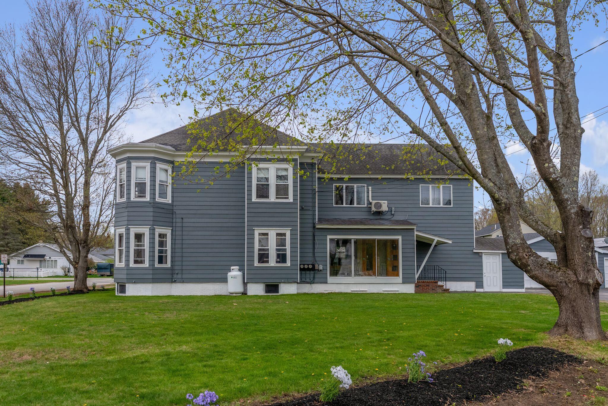 4 Highland Street Biddeford, ME 04005 - Photo 1 of 87 Exterior