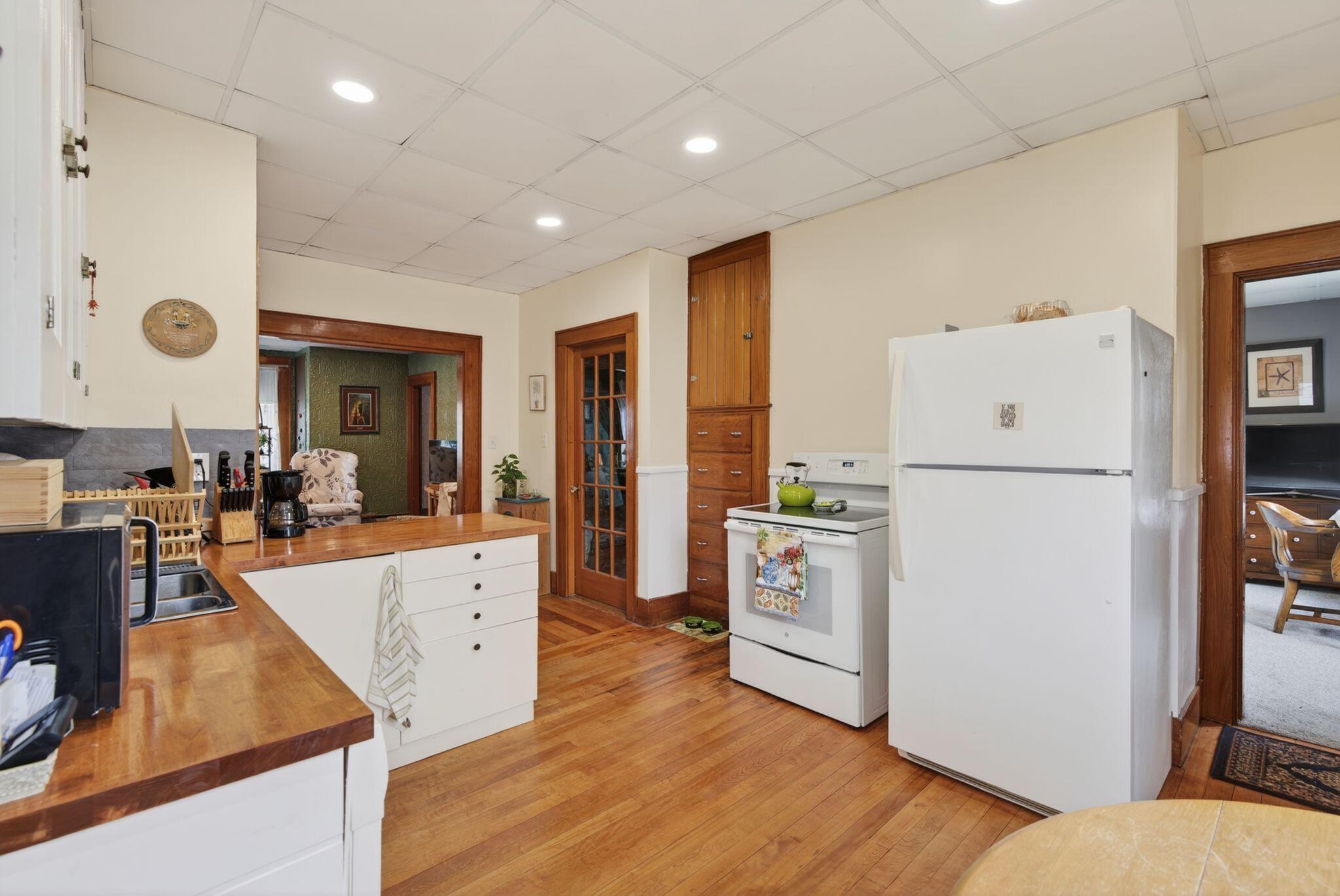 4 Highland Street Biddeford, ME 04005 - Photo 41 of 87 Unit 2