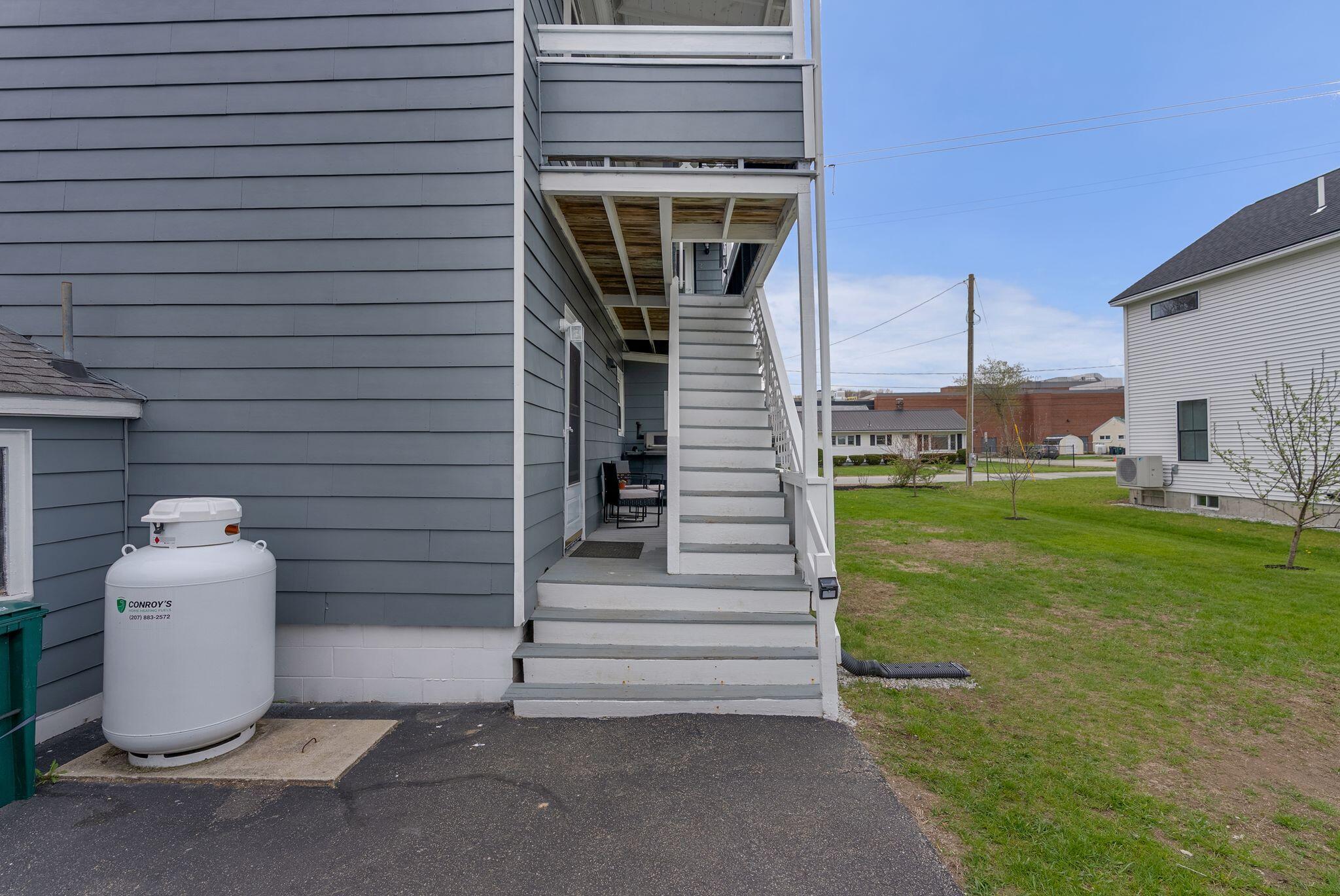 4 Highland Street Biddeford, ME 04005 - Photo 7 of 87 Exterior