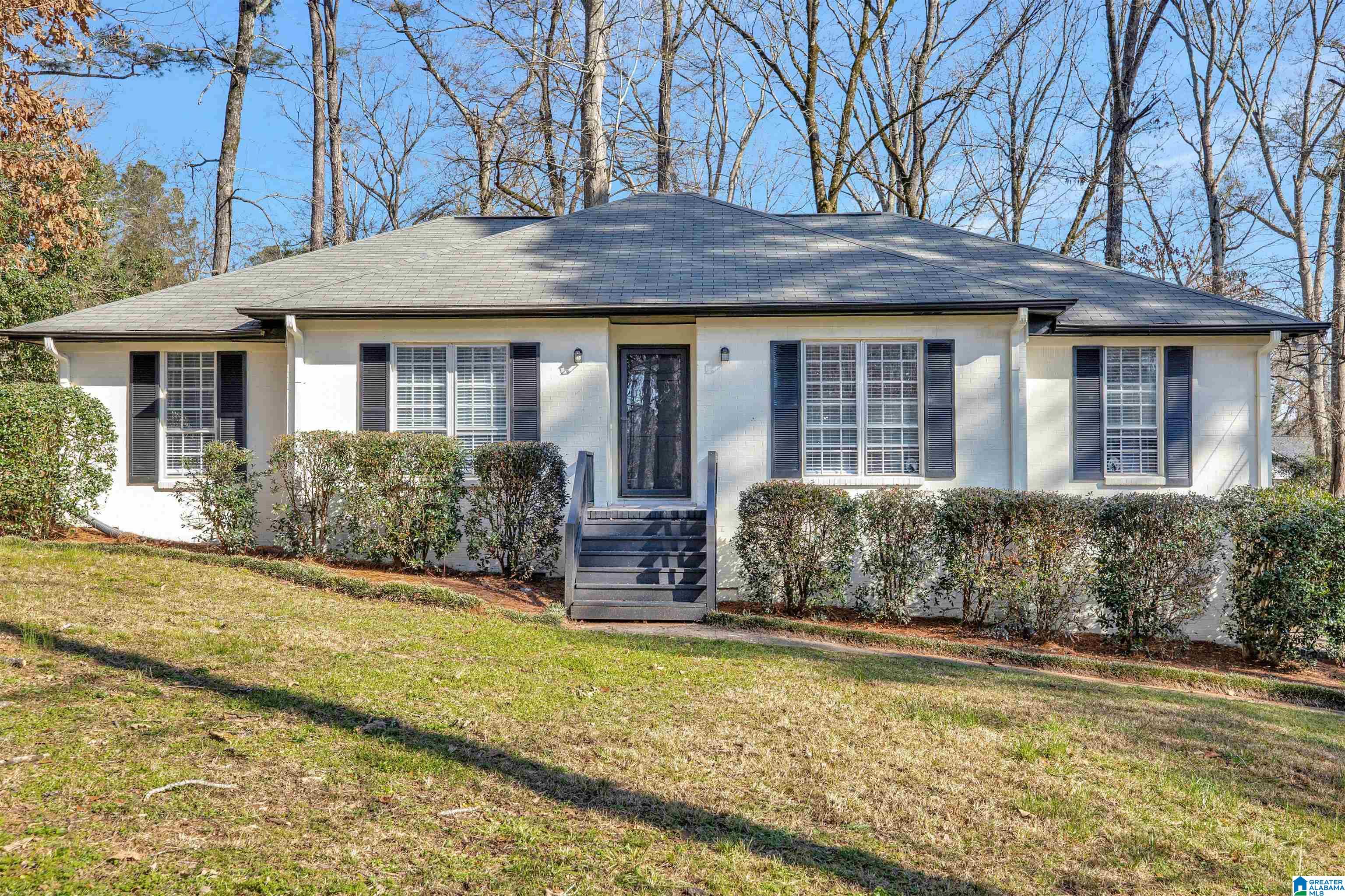 112 Hickory Street Alabaster, AL 35114 - Photo 1 of 34