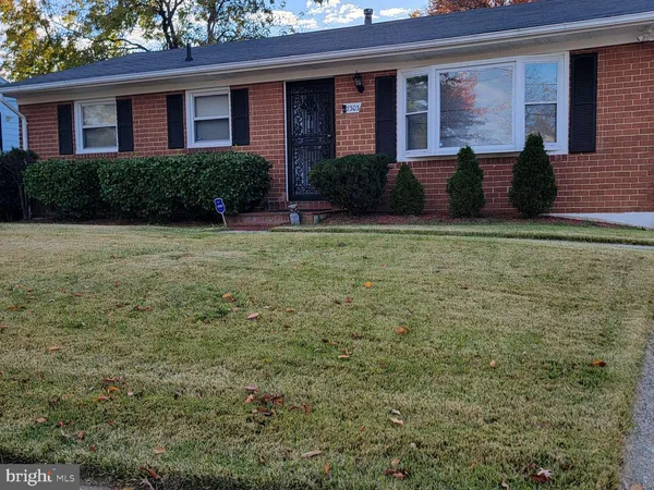 $399,999 | 7303 Hastings Drive, Capitol Heights, MD 20743