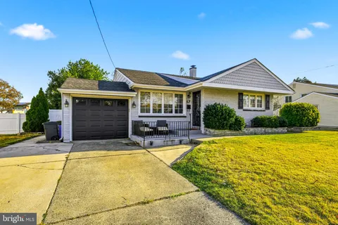 $345,000 | 13 Cornelia Drive, Bellmawr, NJ 08031