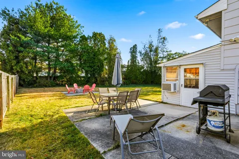 $345,000 | 13 Cornelia Drive, Bellmawr, NJ 08031