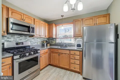 $345,000 | 13 Cornelia Drive, Bellmawr, NJ 08031