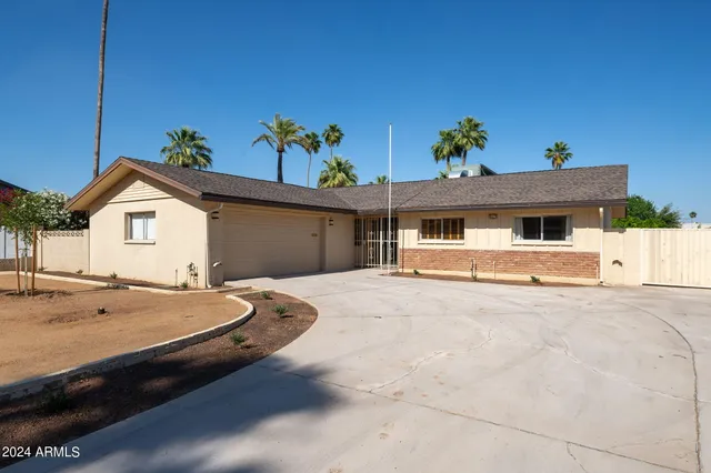 $2,800 | 6413 North 82nd Street, Scottsdale, AZ 85250