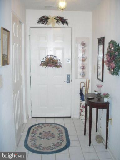 3901 Darleigh Road, Unit D Nottingham, MD 21236 - Photo 3 of 27 Entrance / Foyer
