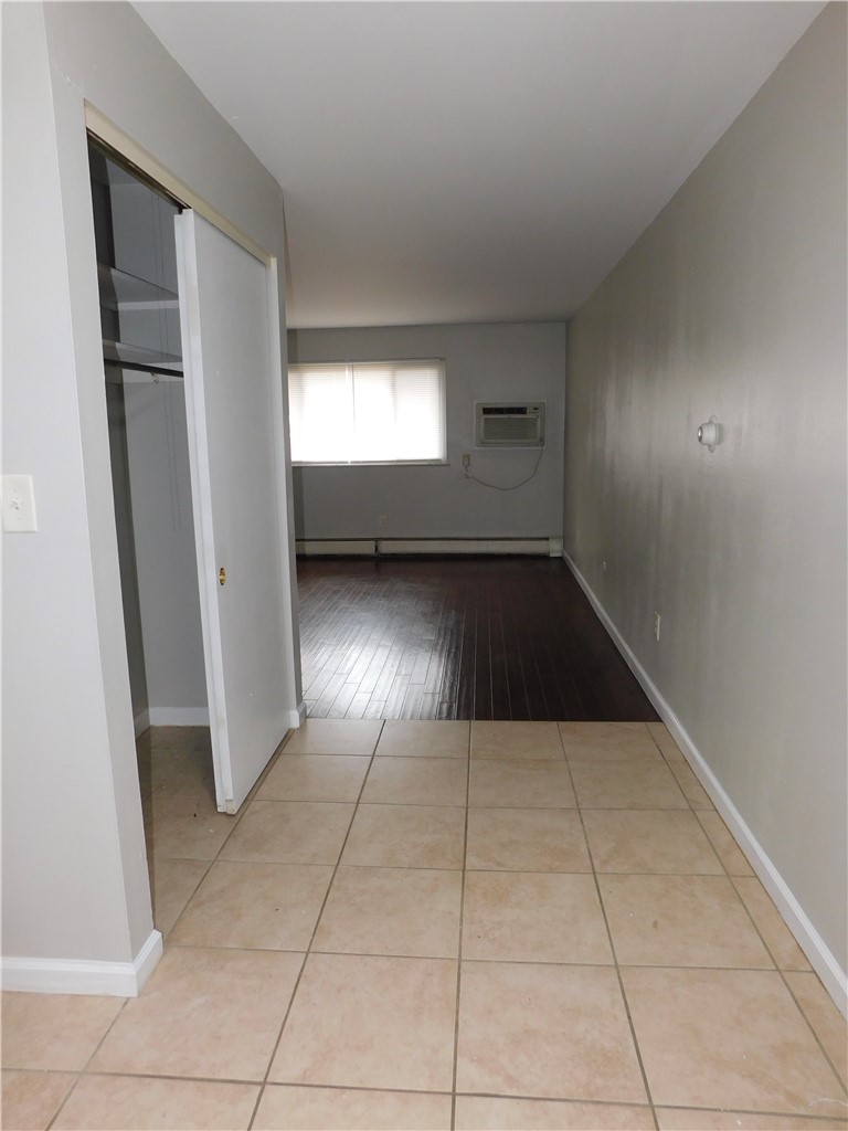 1718 Radio Road, Unit M Dayton, OH 45403 - Photo 5 of 11 Gallery Image 5