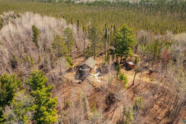 $285,000 | Xxxxx Xxxxx White Iron Lake, Ely, MN 55731