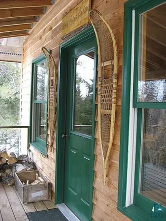 $285,000 | Xxxxx Xxxxx White Iron Lake, Ely, MN 55731