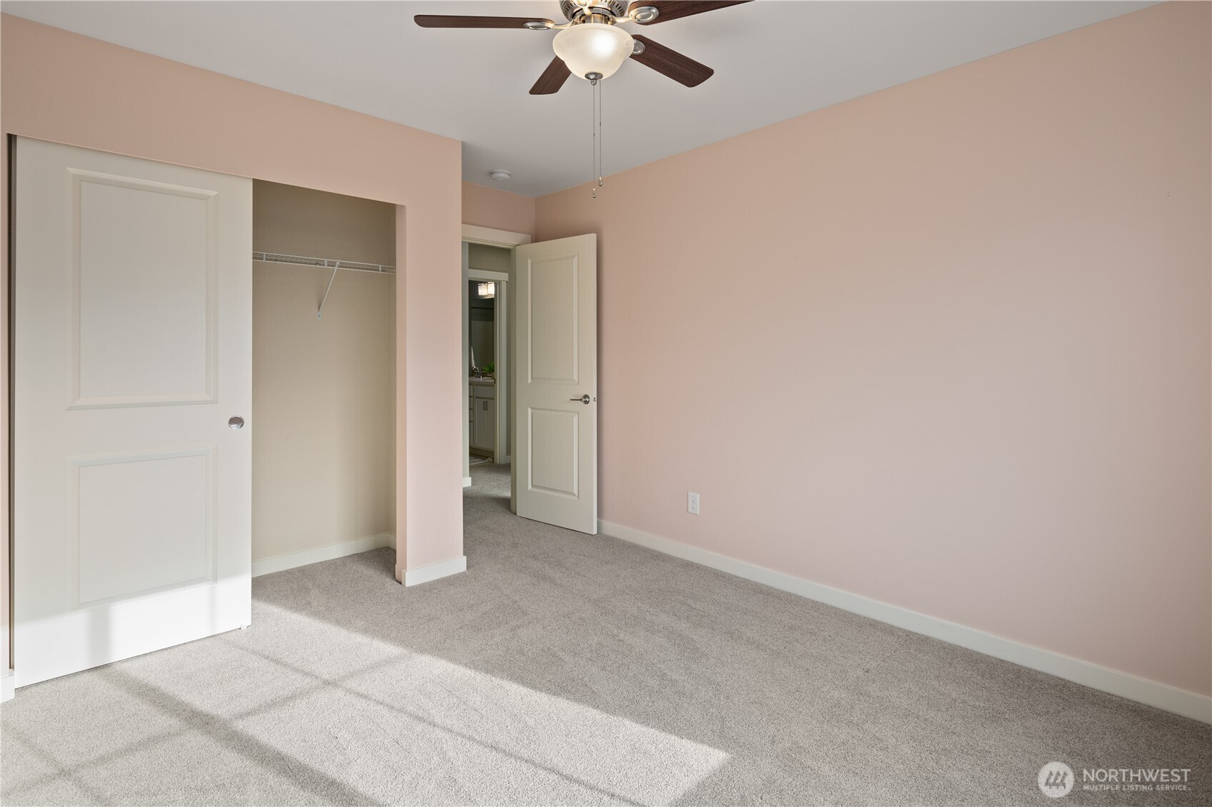 20620 Southeast 256th Street Covington, WA 98042 - Photo 37 of 40