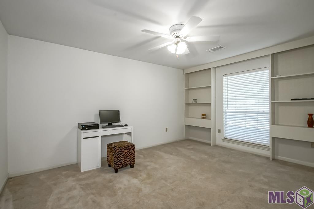 9132 Tallyho Avenue Baton Rouge, LA 70806 - Photo 27 of 41 3rd bedroom
