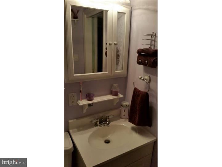 28 Churchill Road Cherry Hill, NJ 08034 - Photo 20 of 22 Bathroom