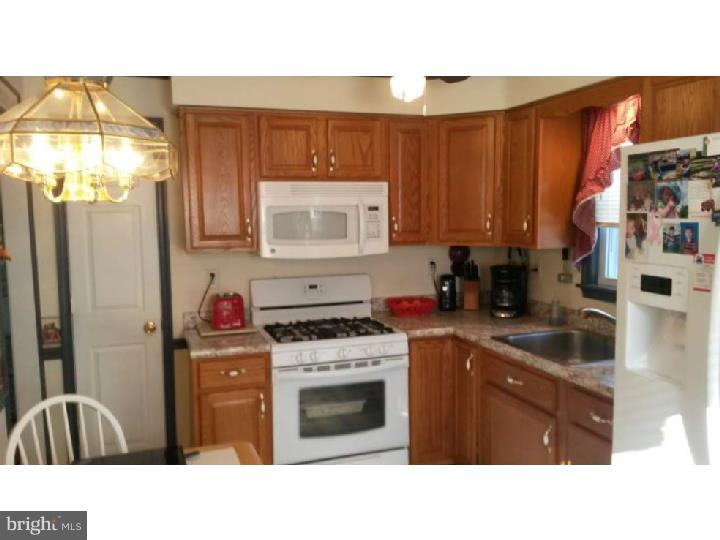 28 Churchill Road Cherry Hill, NJ 08034 - Photo 7 of 22 Kitchen