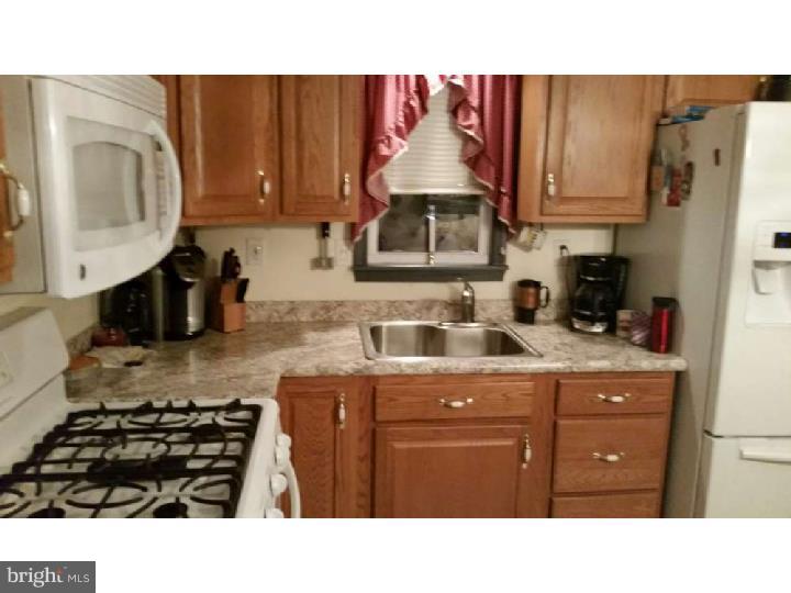 28 Churchill Road Cherry Hill, NJ 08034 - Photo 8 of 22 Kitchen