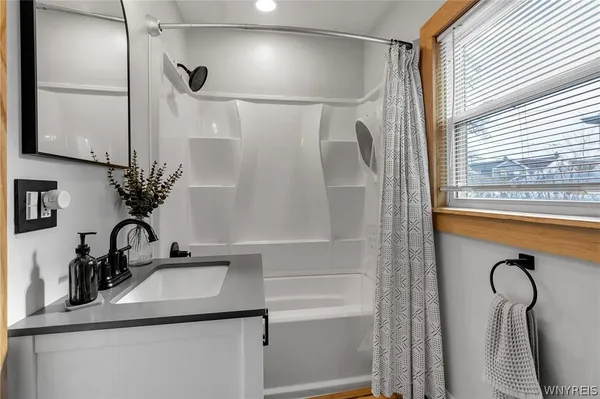 $279,900 | 268 Shepard Avenue, Tonawanda, NY 14217