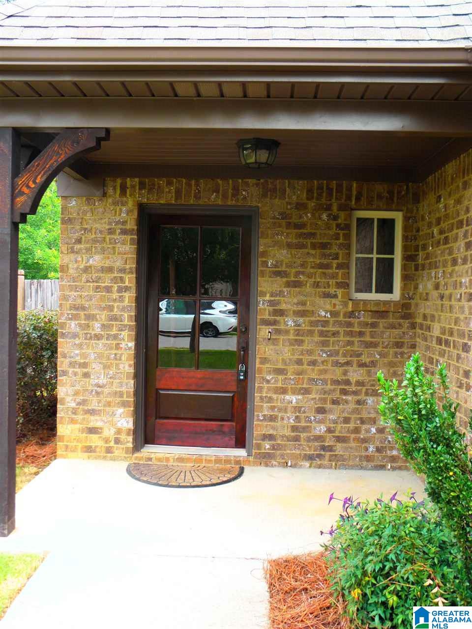 104 Falling Waters Lane Alabaster, AL 35114 - Photo 2 of 26
