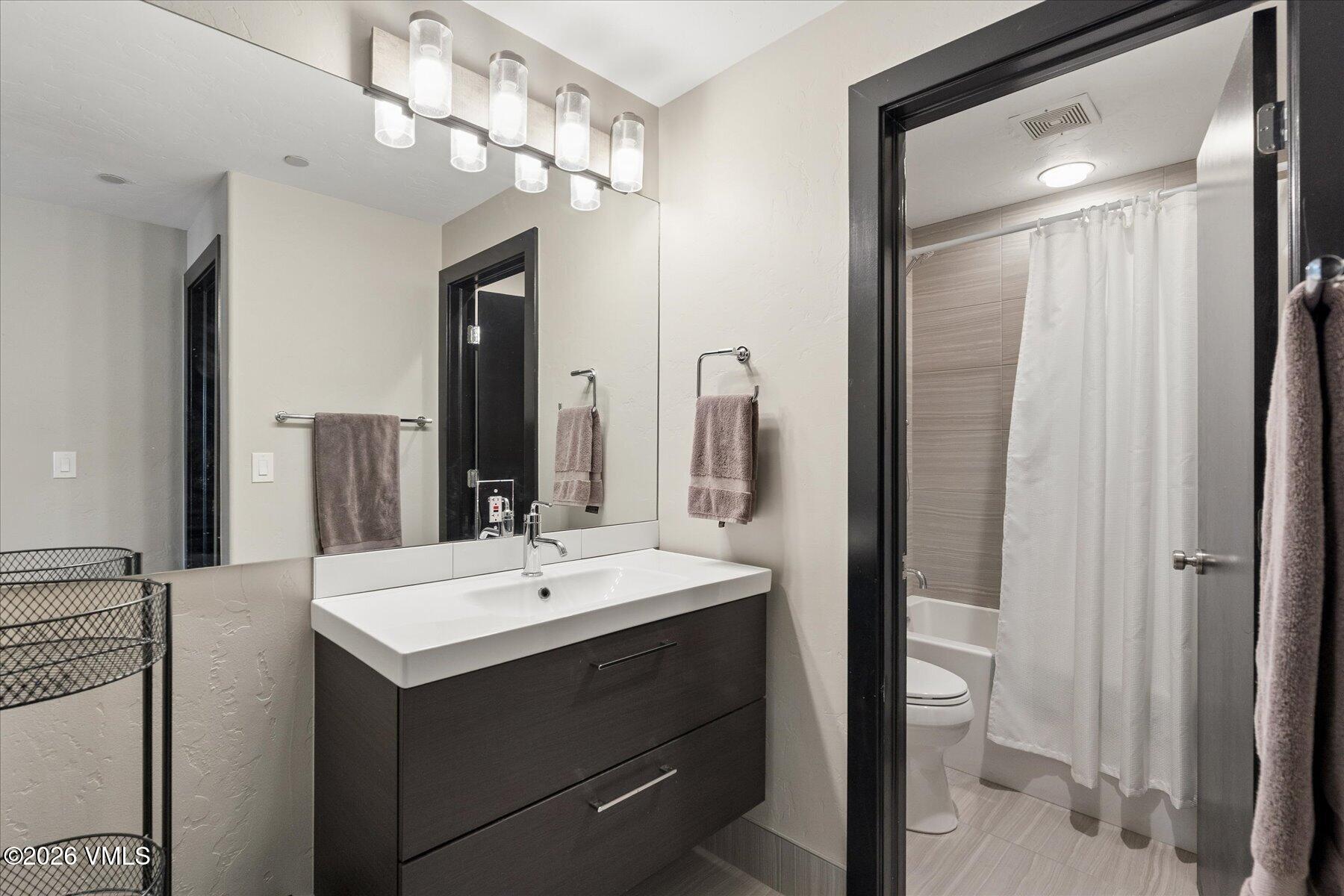 97 Main Street, Unit 308 Edwards, CO 81632 - Photo 16 of 23 48-DSC8051