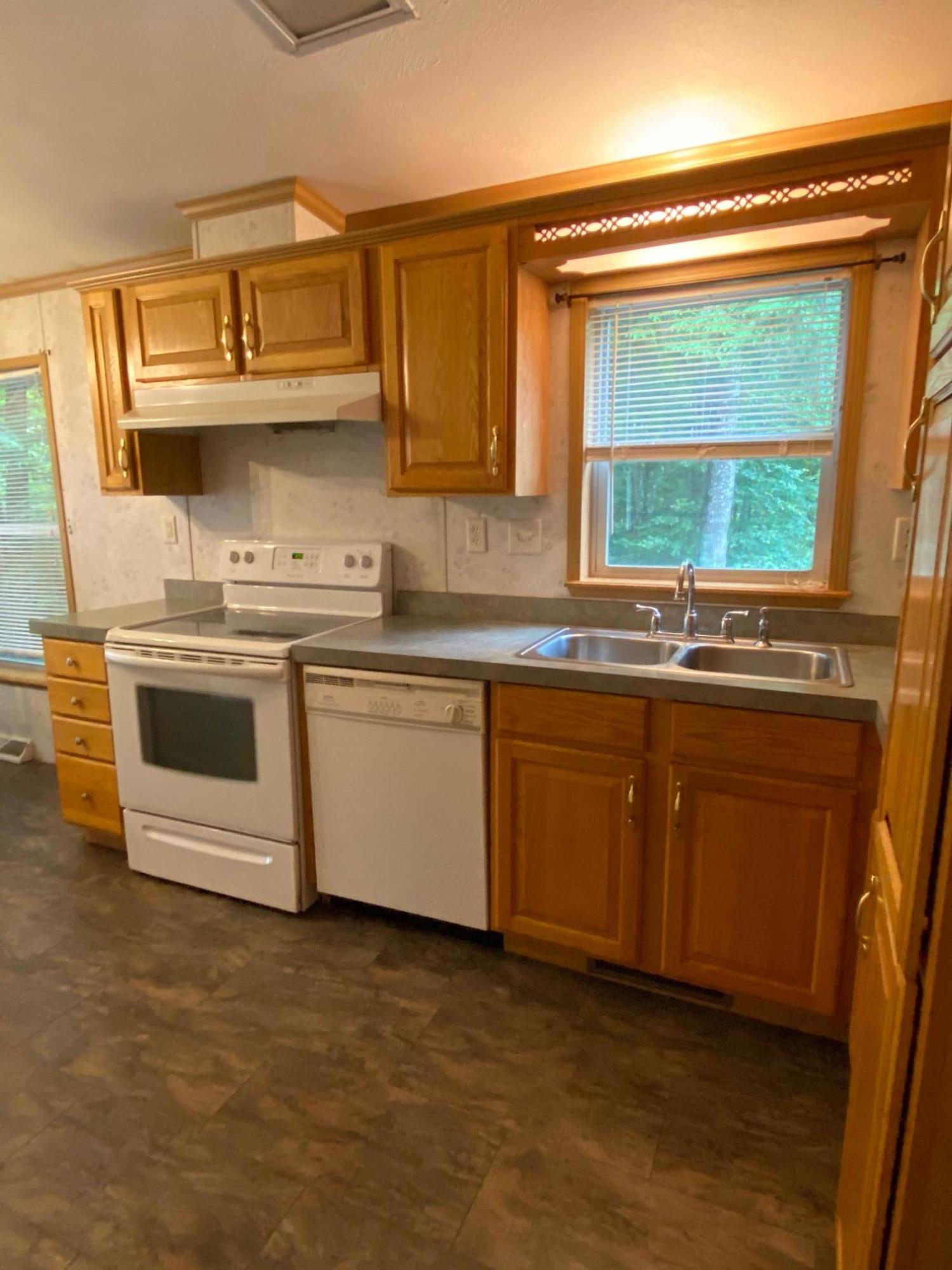 322 Gebung Road Alfred, ME 04002 - Photo 22 of 45 Kitchen
