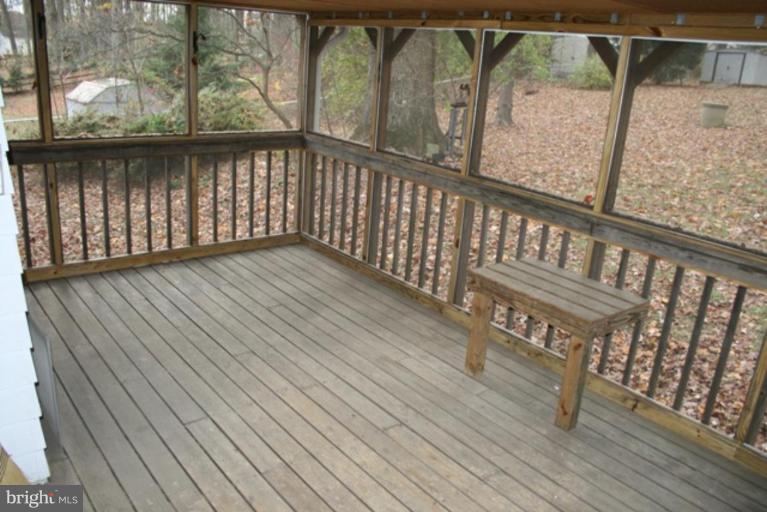 1104 Utterback Store Road Great Falls, VA 22066 - Photo 7 of 8 Screened-in Porch
