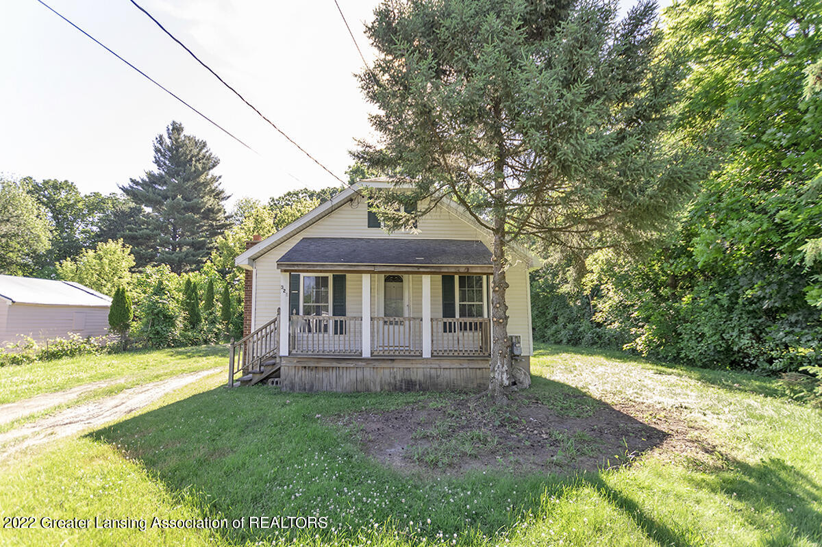 321 Stoner Road Lansing, MI 48917 - Photo 1 of 20 01