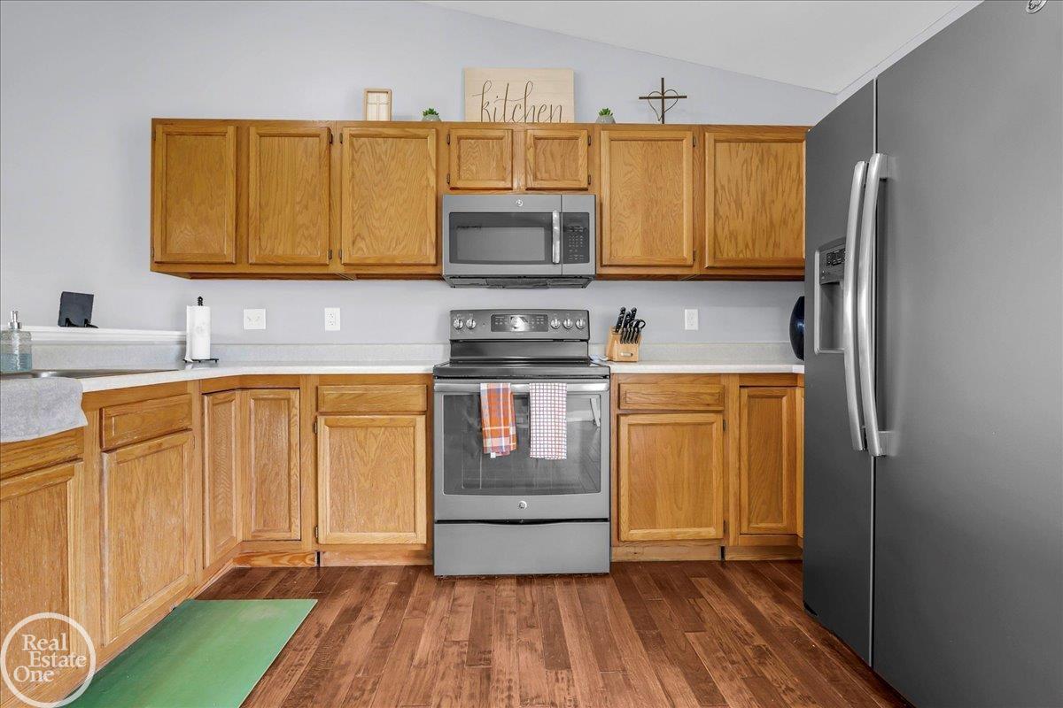 11463 Jeddo Road Yale, MI 48097 - Photo 8 of 26
