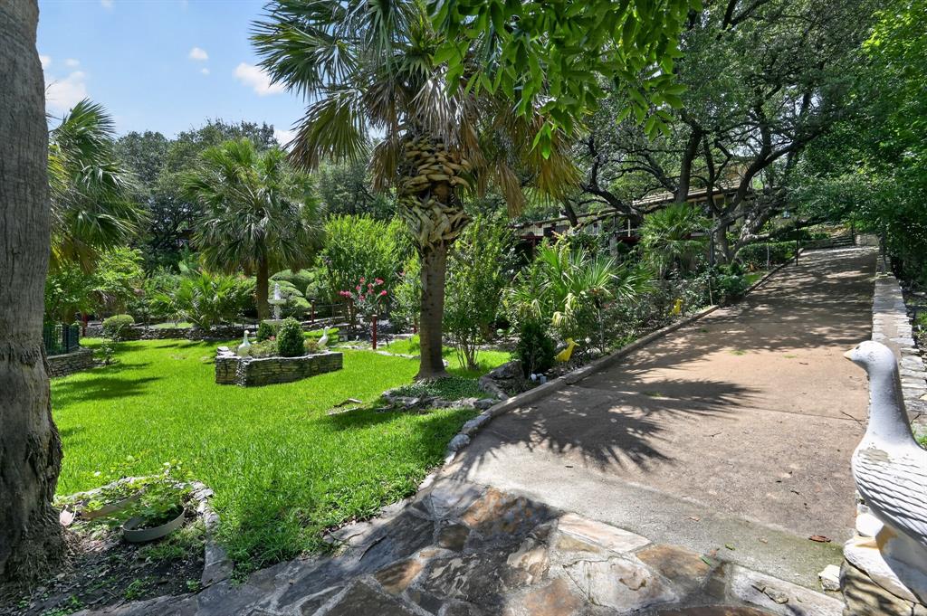7044 Comanche Trail Austin, TX 78732 - Photo 7 of 33