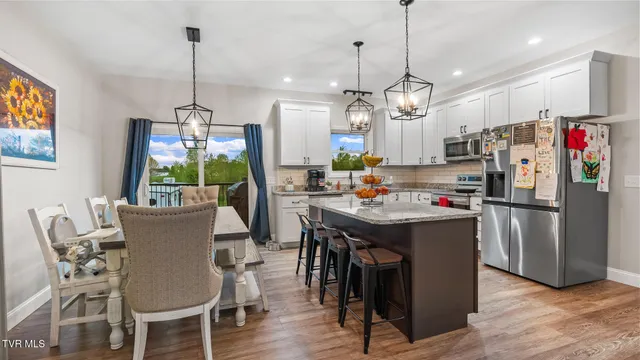 $539,000 | 335 Bonnevista Drive, White Pine, TN 37890