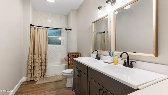 $539,000 | 335 Bonnevista Drive, White Pine, TN 37890