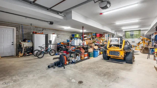 $539,000 | 335 Bonnevista Drive, White Pine, TN 37890