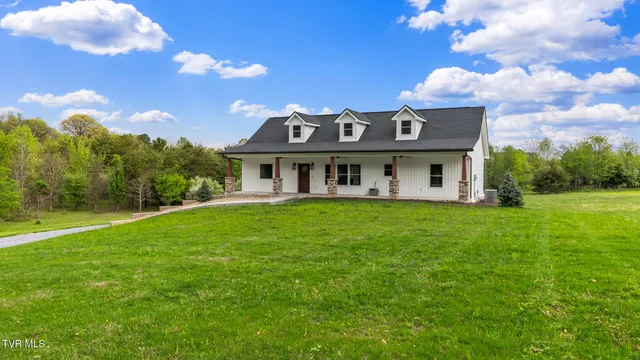 $539,000 | 335 Bonnevista Drive, White Pine, TN 37890