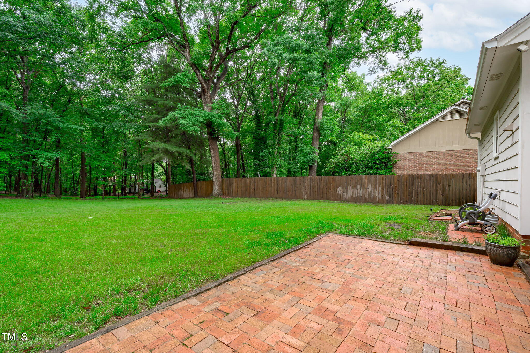 8505 Stonegate Drive Raleigh, NC 27615 - Photo 26 of 32 Patio