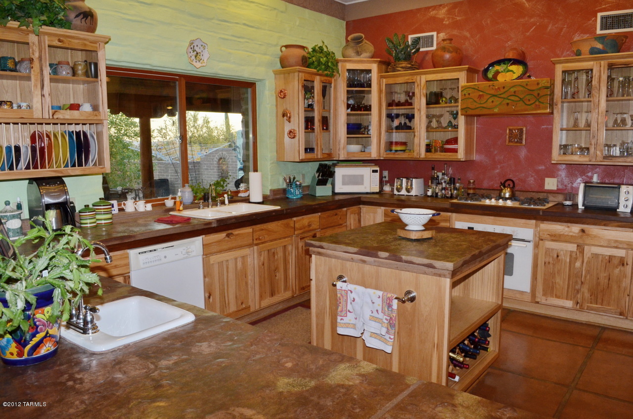 2525 West Glover Road Tucson, AZ 85742 - Photo 16 of 34