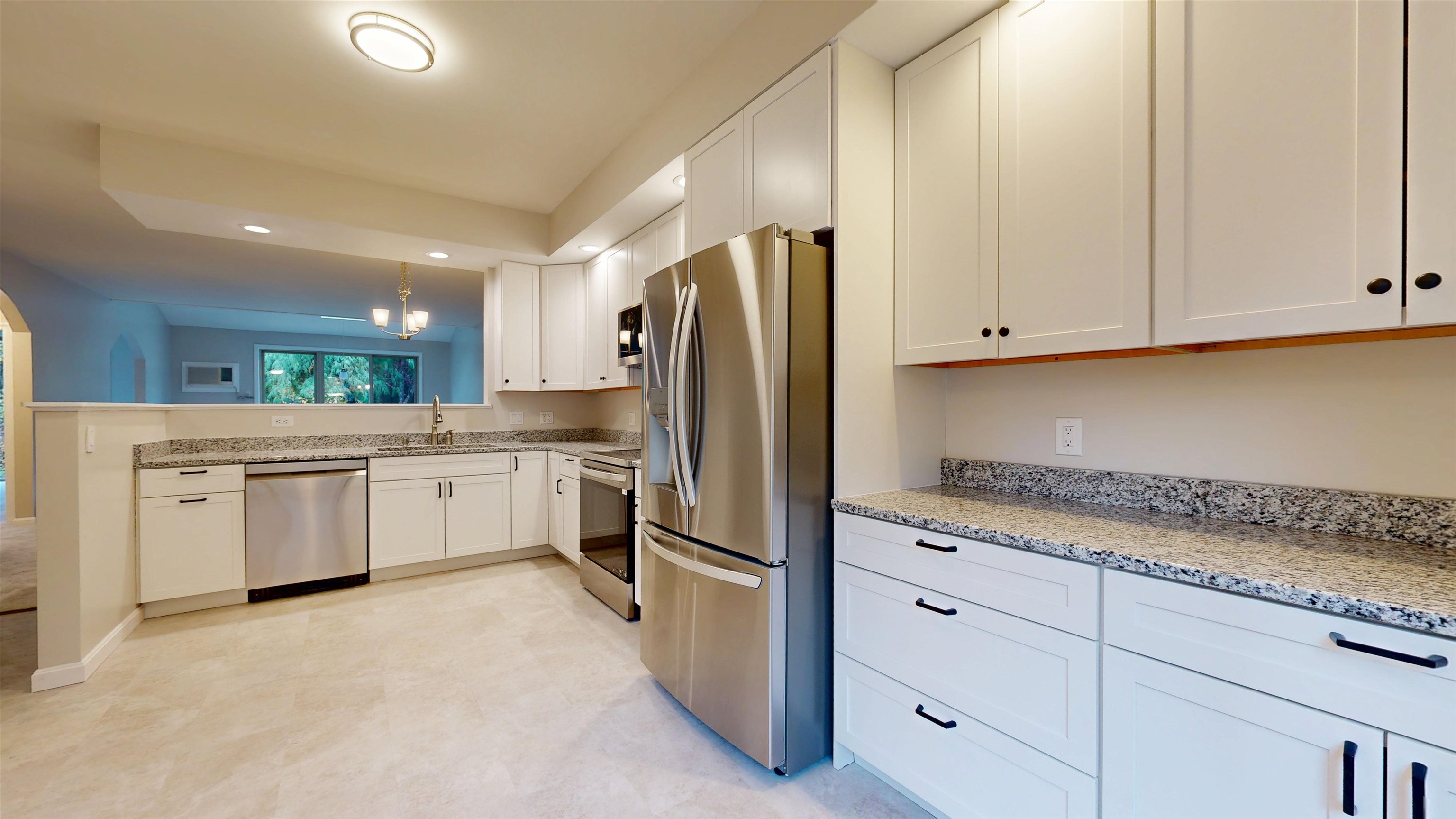 405 Meadowrun Road Williston, VT 05495 - Photo 6 of 18