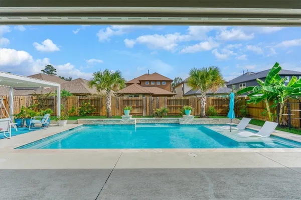 $725,000 | 27164 Allegretto Drive, Spring, TX 77386