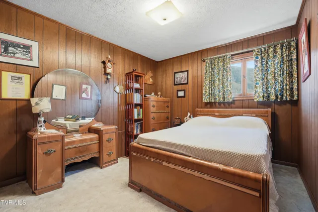 $329,000 | 5831 Powell Valley Road, Big Stone Gap, VA 24219